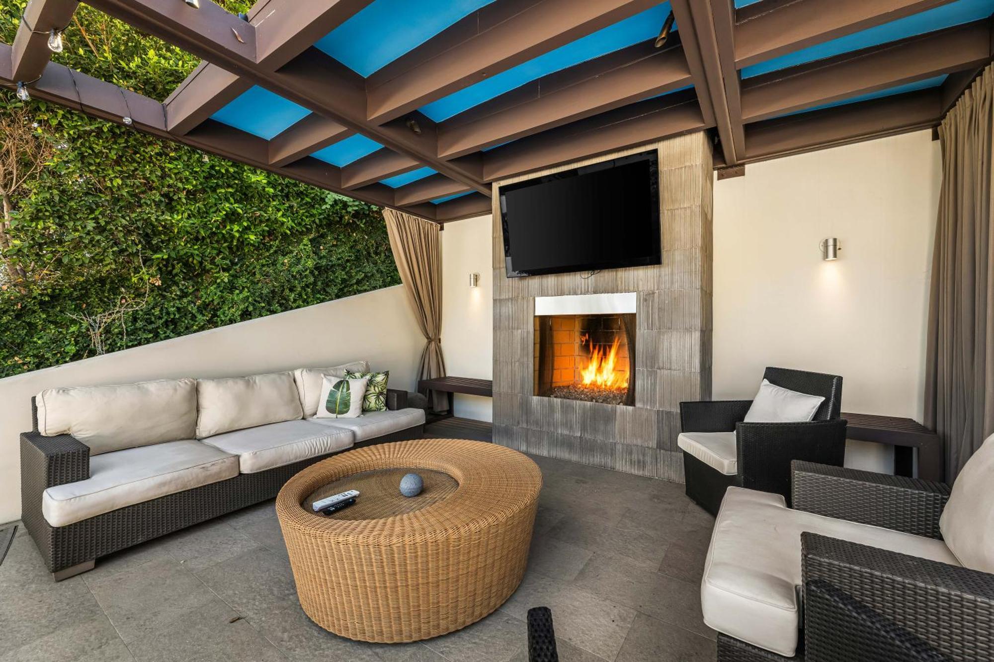 Homestay West Hollywood Hills Jacuzzi And Beautiful View